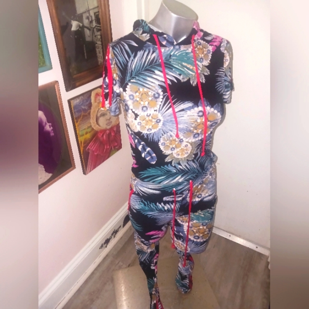 Tropical Print Athletic Set